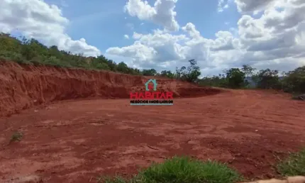 Excelente Lote em Itatiaiuçu, 300 m².  Lote com vista espetacular e asfalto na porta.