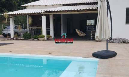 Linda casa em condomínio fechado Residencial Mirante  localizado em Igarapé/MG, com a área de 1000 m²