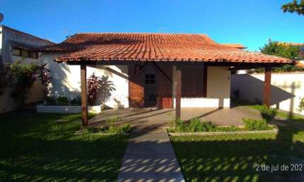 Casa para Venda em Saquarema, Gravatá, 3 dormitórios, 1 suíte, 2 banheiros, 3 vagas