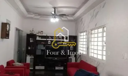 Casa com 3 quartos à venda na Rua Angelina de Lacerda Carvalho, Centro, Araraquara