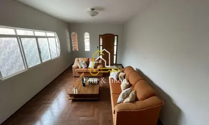 Casa com 3 quartos à venda na Avenida Vicente Jerônimo Freire, Vila Xavier (Vila Xavier), Araraquara