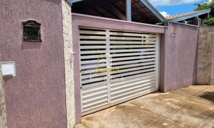 Casa com 2 quartos à venda na Rua Achile Aderico Basone, Jardim Uirapuru, Araraquara