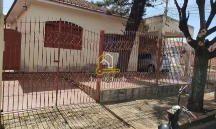Casa com 3 quartos à venda na Rua Ceará, Vila Xavier (Vila Xavier), Araraquara