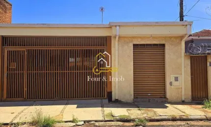 Casa com 5 quartos à venda na Avenida Vinte e Dois de Agosto, Vila Xavier (Vila Xavier), Araraquara