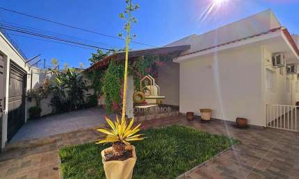 Casa com 2 quartos à venda na Rua Treze de Maio, Vila Xavier (Vila Xavier), Araraquara