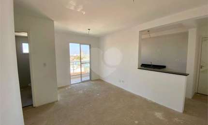 Apartamento com 2 quartos à venda em Vila Galvão - SP