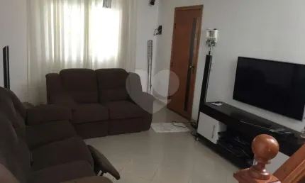 Casa com 2 quartos à venda na Rua Guarani, --, Vila Galvão, Guarulhos
