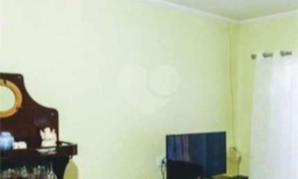 Casa térrea com 3 quartos à venda ou para locação em Vila Mazzei - SP