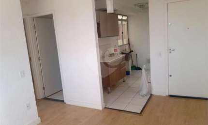Apartamento com 2 quartos à venda em Vila Nova Bonsucesso - SP
