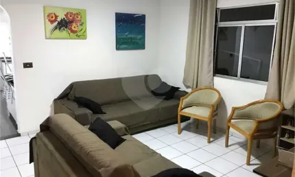 Casa com 6 quartos à venda em Jardim Santa Clara - SP