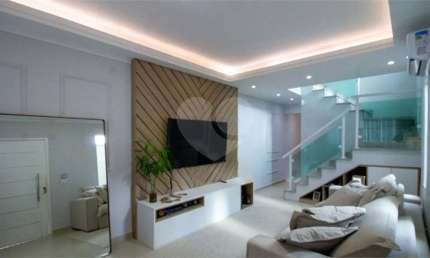 Casa com 3 quartos à venda na Rua Rio Grande, --, Vila Rosália, Guarulhos