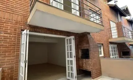 Casa 2d no bairro chacara das pedras em porto alegre