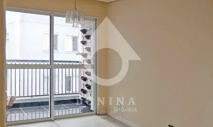 Oportunidade para Investidores!!! Lindo apartamento no Condomínio Torres do Caxambu com 63 m², possui 2 dormitórios, cozinha planejada!