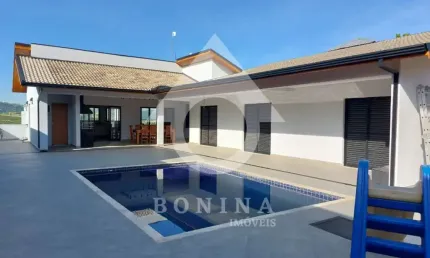Casas a venda Cond .Montes Claros 1000 m²/325 construídos.
