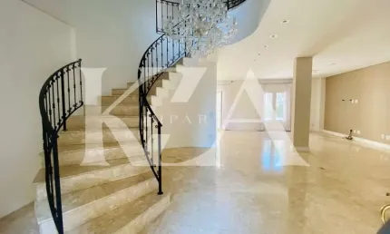 Luxuosa mansão com 3 suítes em condomínio exclusivo de Jundiaí-SP, VEDUTA VERDE-  641m² de puro requinte e sofisticação.