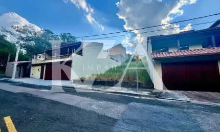 Terreno Residencial em Bairro Arborizado e Bem Localizado - Jundiaí