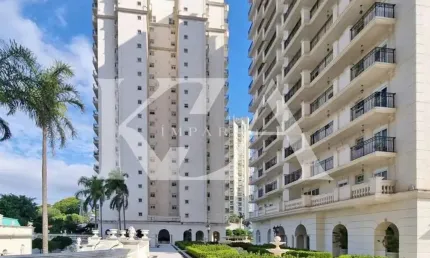 Condomínio Campos Elísios- Apartamento com 157m²- Repleto de armários planejados- Sol da Manhã- Andar Intermediário