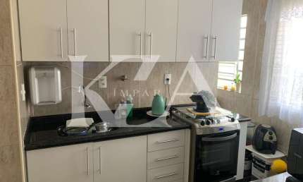 Apartamento de 48 m2, com 2 quartos, 1 sala, 1 banheiro e 1 vaga de garagem coberta Con Morada das Vinhas.