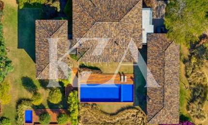 Exclusividade e Tradição: Casa de Fazenda na Praia da Grama
