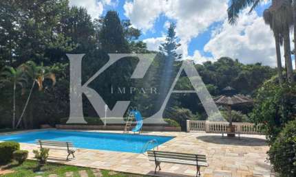 Chácara Alto Padrão à Venda/Permuta em Itatiba/SP - 1.815,75m² com quadra, piscina e muita natureza- Aceita Financiamento