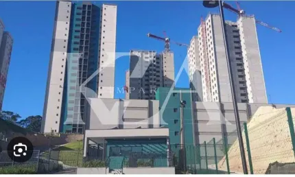 Apartamento de 69,86m² no Condomínio Altos da Avenida- Reformado- Andar alto