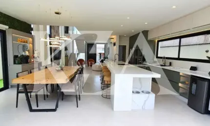 Casa a venda 268m2 com 4 dorms 3 suítes piscina privativa no Cond. Reserva Ermida II em Jundiaí