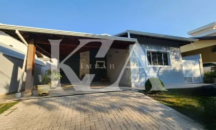 Casa de Alto Padrão em Condomínio Ibi Aram em Itupeva-SP: 3 quartos, 1 suíte, 2 salas, 2 banheiros, 4 vagas, 175m².