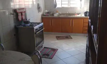 Casa para Venda em Limeira, Vila Queiroz, 2 dormitórios, 2 banheiros, 4 vagas