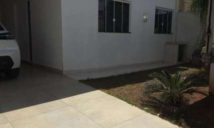 Casa para Venda em Artur Nogueira, Jardim dos Ipes, 3 dormitórios, 1 suíte, 2 banheiros, 2 vagas