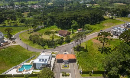 Terreno em condomínio fechado à venda na Rua Osmário de Oliveira Bastos, 1353, Vila Fuck, Piraquara, 1002 m2 por R$ 595.000