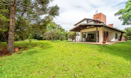 Casa em condomínio fechado com 4 quartos à venda na BR 376 KM 626, xxx, Campo Largo da Roseira, São José dos Pinhais, 219 m2 por R$ 1.700.000