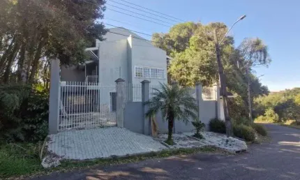 Casa em santa felicidade, 4 quartos em rua sem saída