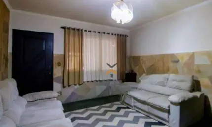 SOBRADO COM 4 DORMITÓRIOS SENDO 1 SUÍTE, 3 BANHEIROS, 2 VAGAS, NA VILA SCARPELLI - SANTO ANDRÉ.