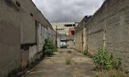 TERRENO COM 191 METROS A VENDA NO CENTRO DE SANTO ANDRÉ.