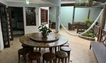 Sobrado com 3 dormitórios à venda, 250 m² por R$ 2.250.000,00 - Vila Mercedes - Mauá/SP