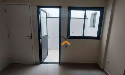 Apartamento com 2 dormitórios à venda, 50 m² por R$ 383.000,00 - Vila Gilda - Santo André/SP