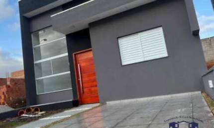 CASA EM CONDOMÍNIO C/ 98 M² / 03 QUARTOS SENDO 01 SUÍTE / 02 VAGAS