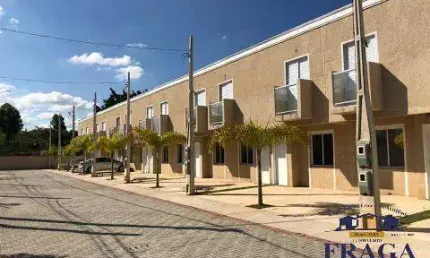 CASA EM COND. FECHADO C/ 53 M² / 02 QUARTOS / 01 VAGA