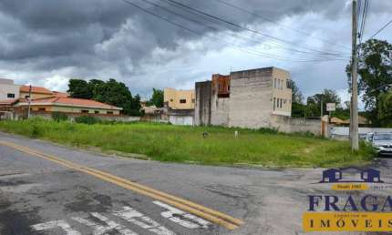 TERRENO DE ESQUINA C/ 945 M² DE ZONEAMENTO ZR 2 PARA INVESTIR OU INCORPORAR