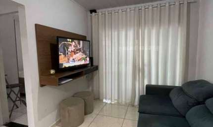 CASA TERREA C/ 80 M² / 02 QUARTOS SENDO 01 SUÍTE / 02 VAGAS