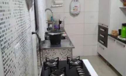 Casa térrea  com 2 dorms. em via pública Vila Santa Terezinha - Carapicuíba