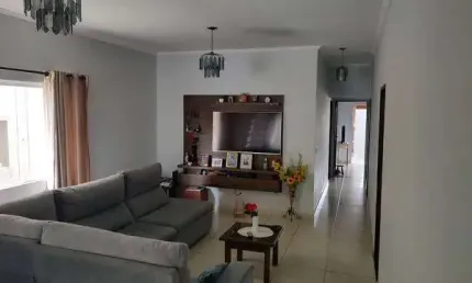 Casa com 5 dormitórios, sendo 1 suíte - Cond. Nova Paulista - Jandira