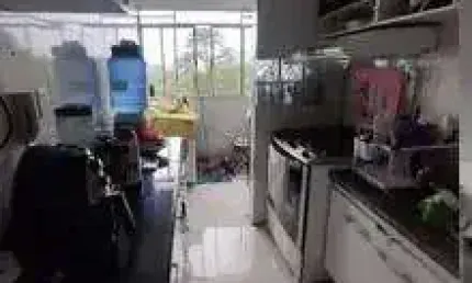 Apartamento com 3 dormitórios, varanda  Cond. Colinas de Jandira