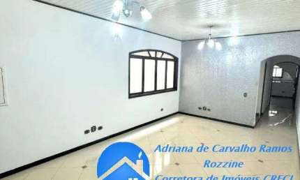 ✅ Casa em vila com 4 dormitórios, Jardim Leonor- Cotia