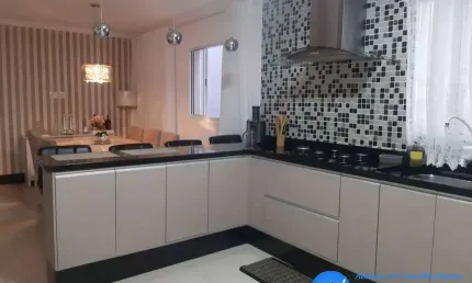 ✅ Sobrado com 4 suítes, varanda , via pública Bela Vista Osasco