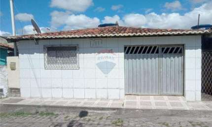 casa localizada a pouco metros da avenida pompeia uma das mais movimentadas em termo de comercio com 121m²