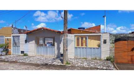 CASA NO SANTAREM - OPORTUNIDADE UNICA!! VENHA FAZER UMA VISITA