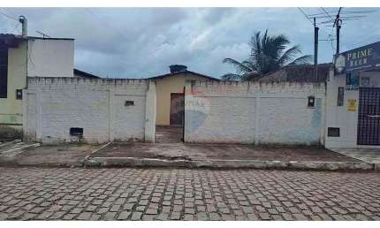 À venda - Casa 3/4, bairro Lagoa Azul - Conjunto Habitacional Gramoré