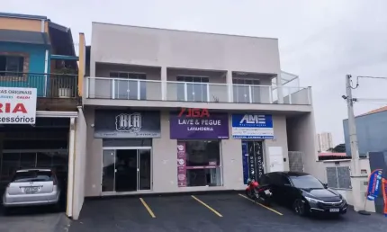 Predio Comercial à Venda em Hortolândia-SP: Salas Com Espaço Amplo, 320m² no Loteamento Remanso Campineiro!