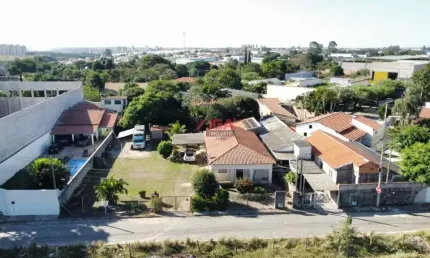 Chácara à venda em Hortolândia-SP, bairro Chácaras Luzitana: 3 quartos, 2 salas, 3 banheiros, 6 vagas, 330m². Venha conferir!